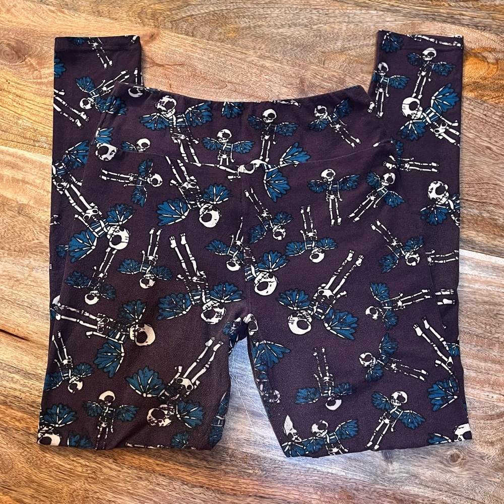 LuLaRoe Purple Winged Skeletons Halloween Leggings